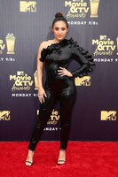 Francia Raisa Longsleeve T-shirt #3319415