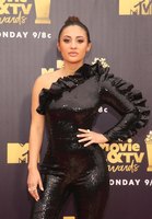 Francia Raisa Longsleeve T-shirt #3319416