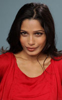 Freida Pinto mug #G356479