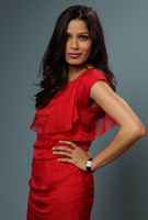 Freida Pinto Sweatshirt #2014684