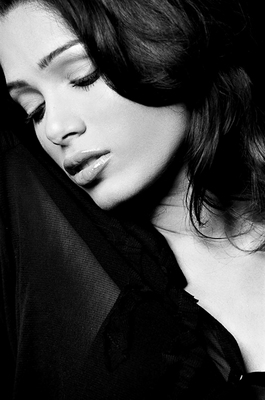 Freida Pinto posters