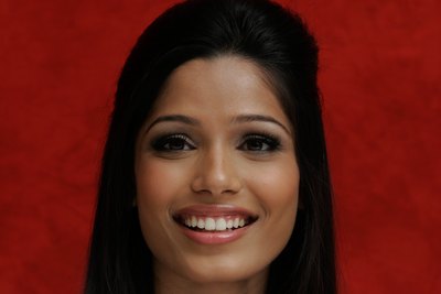 Freida Pinto posters