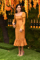 Freida Pinto mug #G1520355