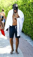 French Montana Sweatshirt #2833101