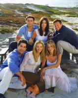 Friends Aniston Cox Kudrow t-shirt #1325277