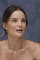 Gabrielle Anwar Longsleeve T-shirt #2266163