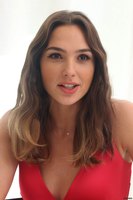 Gal Gadot Sweatshirt #2861991