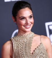 Gal Gadot Longsleeve T-shirt #2862119