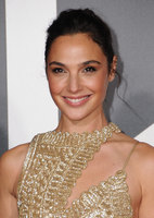 Gal Gadot Longsleeve T-shirt #2862131