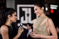 Gal Gadot Sweatshirt #2862255