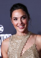 Gal Gadot Longsleeve T-shirt #2862517