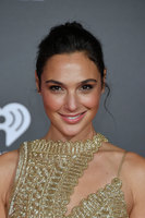 Gal Gadot Longsleeve T-shirt #2862521