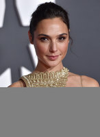 Gal Gadot Longsleeve T-shirt #2862531