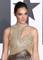 Gal Gadot Longsleeve T-shirt #2911721