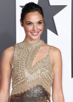 Gal Gadot Sweatshirt #2911729