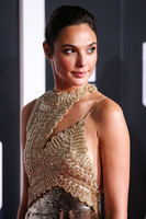Gal Gadot Longsleeve T-shirt #2911847