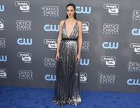 Gal Gadot Longsleeve T-shirt #3733632