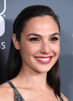 Gal Gadot t-shirt #3733683