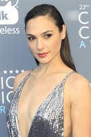 Gal Gadot Sweatshirt #3733724