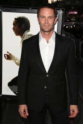 Garret Dillahunt posters