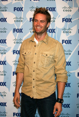 Garret Dillahunt posters