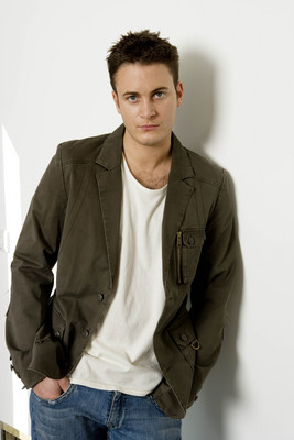 Gary Lucy Poster 2210385