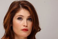 Gemma Arterton Longsleeve T-shirt #2336245