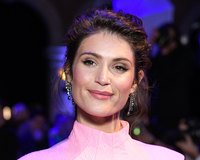 Gemma Arterton Longsleeve T-shirt #3724036