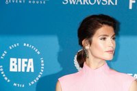 Gemma Arterton Longsleeve T-shirt #3724119