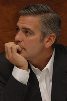 George Clooney Longsleeve T-shirt #2212306