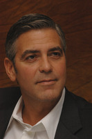 George Clooney Longsleeve T-shirt #2212319