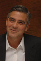 George Clooney Longsleeve T-shirt #2212377