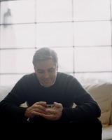 George Clooney Longsleeve T-shirt #2212386