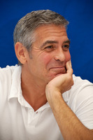 George Clooney Sweatshirt #2222337