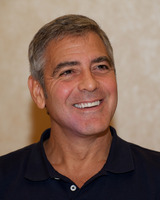 George Clooney Longsleeve T-shirt #2222348