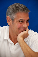 George Clooney Longsleeve T-shirt #2222350