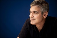 George Clooney Longsleeve T-shirt #2245486