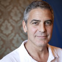 George Clooney Longsleeve T-shirt #2245501