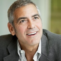 George Clooney Longsleeve T-shirt #2245536