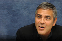 George Clooney Longsleeve T-shirt #2260666