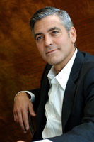 George Clooney Longsleeve T-shirt #2269220