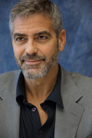 George Clooney Longsleeve T-shirt #2289175