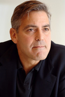 George Clooney Longsleeve T-shirt #2399683