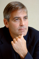 George Clooney Sweatshirt #2399695