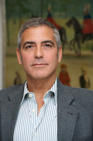 George Clooney Sweatshirt #2422911