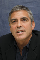 George Clooney Longsleeve T-shirt #2445267
