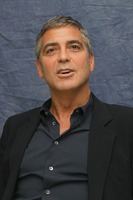 George Clooney Longsleeve T-shirt #2445276