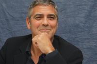George Clooney Longsleeve T-shirt #2445285