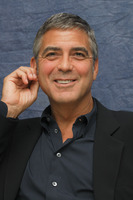 George Clooney Longsleeve T-shirt #2445313