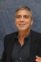 George Clooney Longsleeve T-shirt #2445323